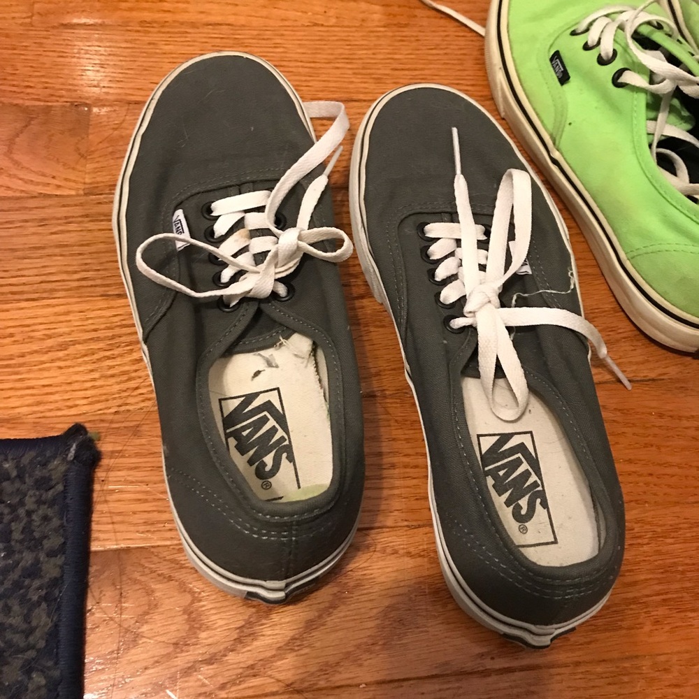 Grey low top vans